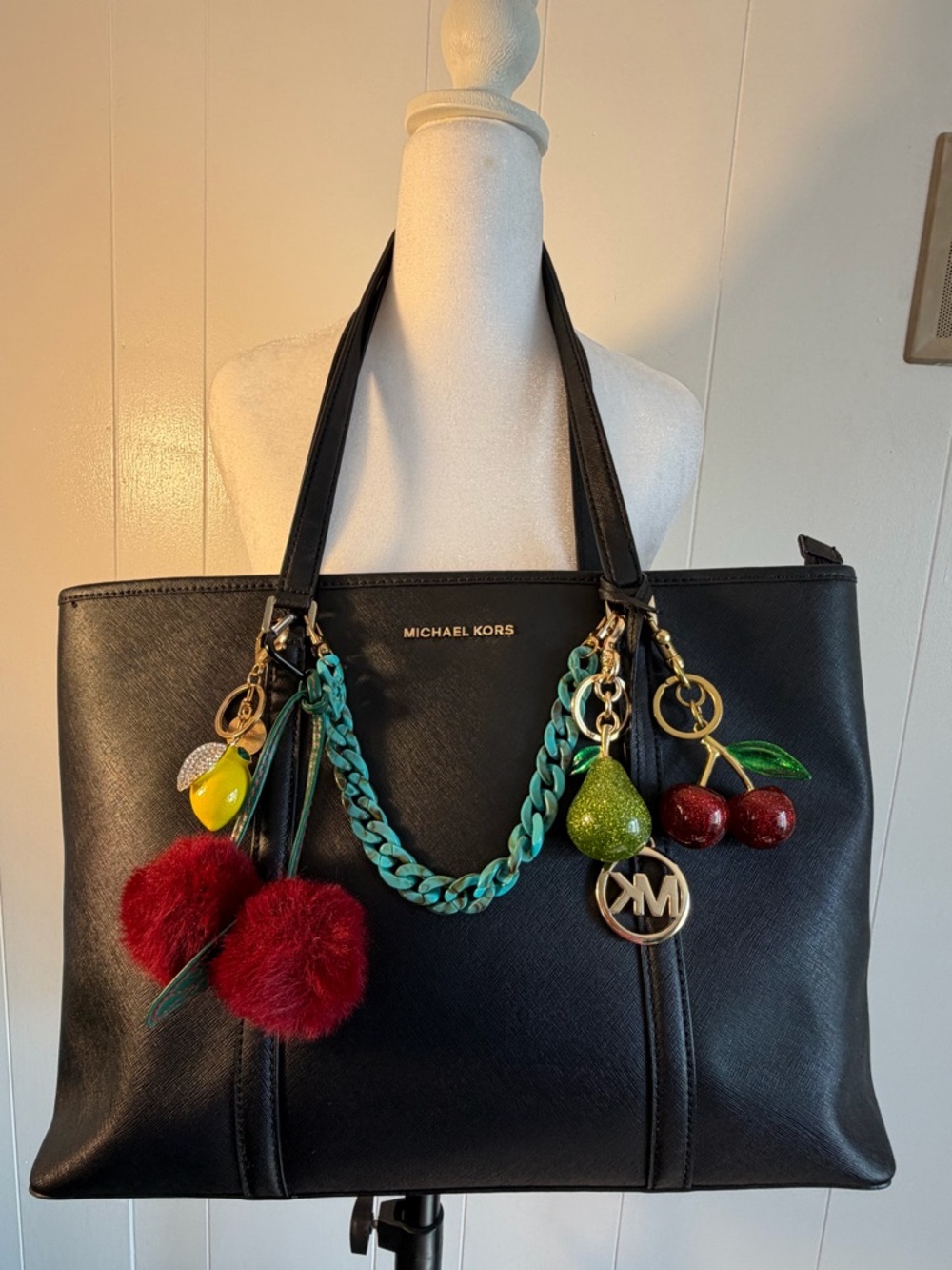 Michael Kors Large Black Zip Tote Shoulder Bag, Gold Hardware Logo